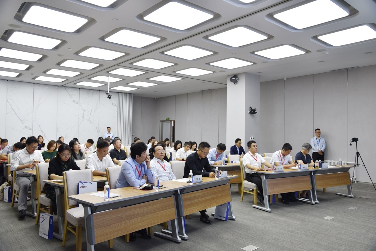 國航,人力資源,共享,HRSSC,央國企,HR,員工服務,用戶體驗,轉型,創新,三支柱